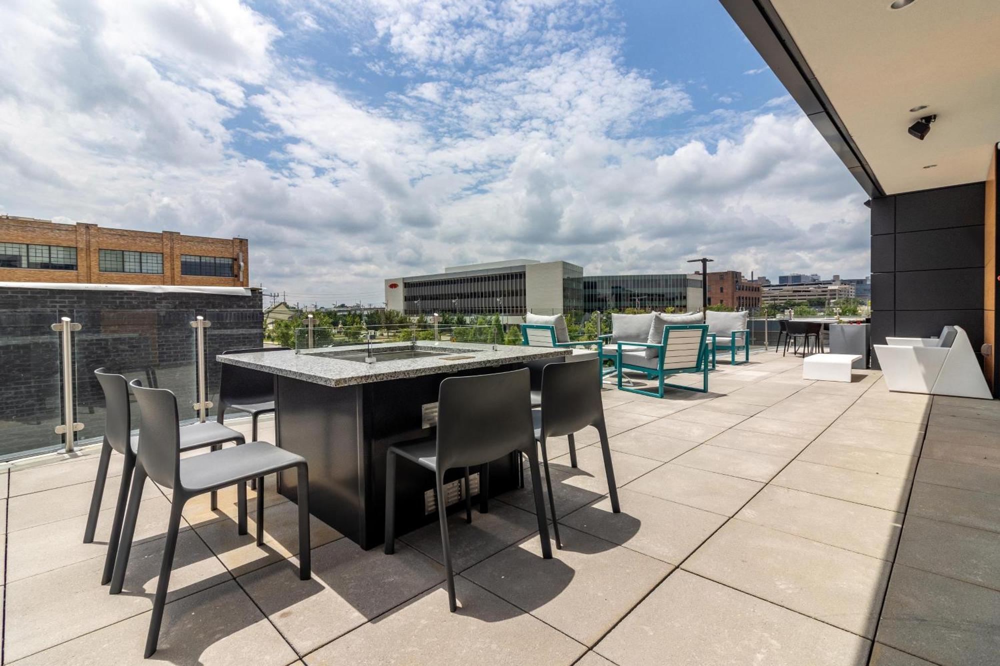 Aloft St. Louis Cortex Exterior foto